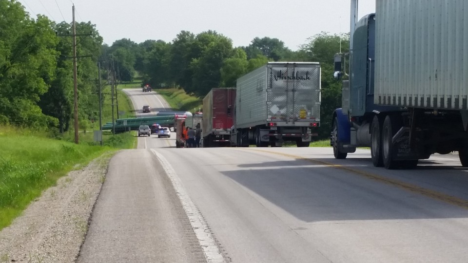 driver-injured-when-semi-rolls-in-side-in-saline-county-kmzu-the-farm