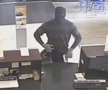 Reported bank robbery at Bank Midwest in Kansas City