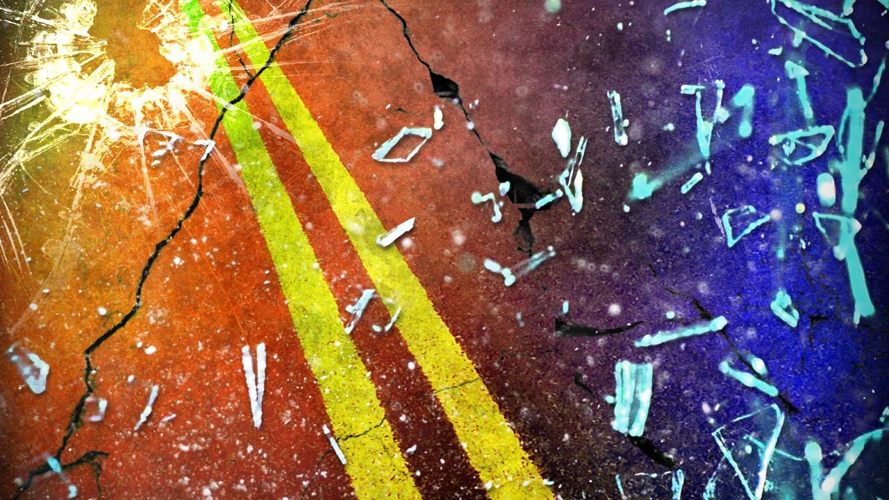 Vehicle wrecks after avoidance maneuver in Pettis County